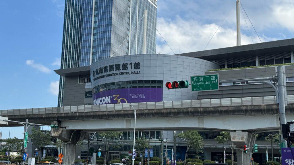 SEMICON Taiwan 2025 会場全景